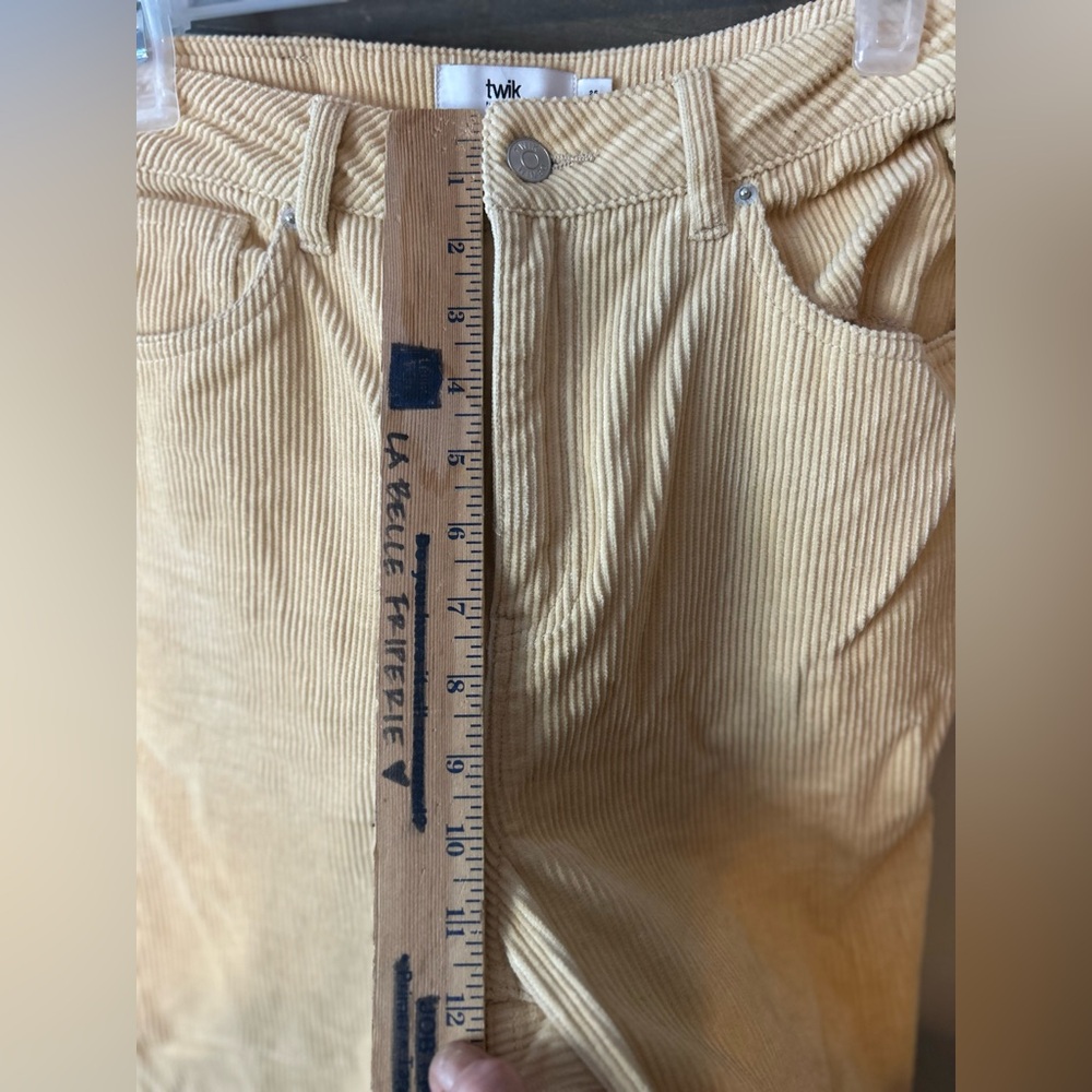 Simon’s Twik high rise wide leg cords - Picture 10 of 13